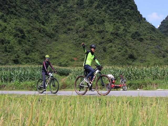 Cao Bang Bike Tour 4 Days